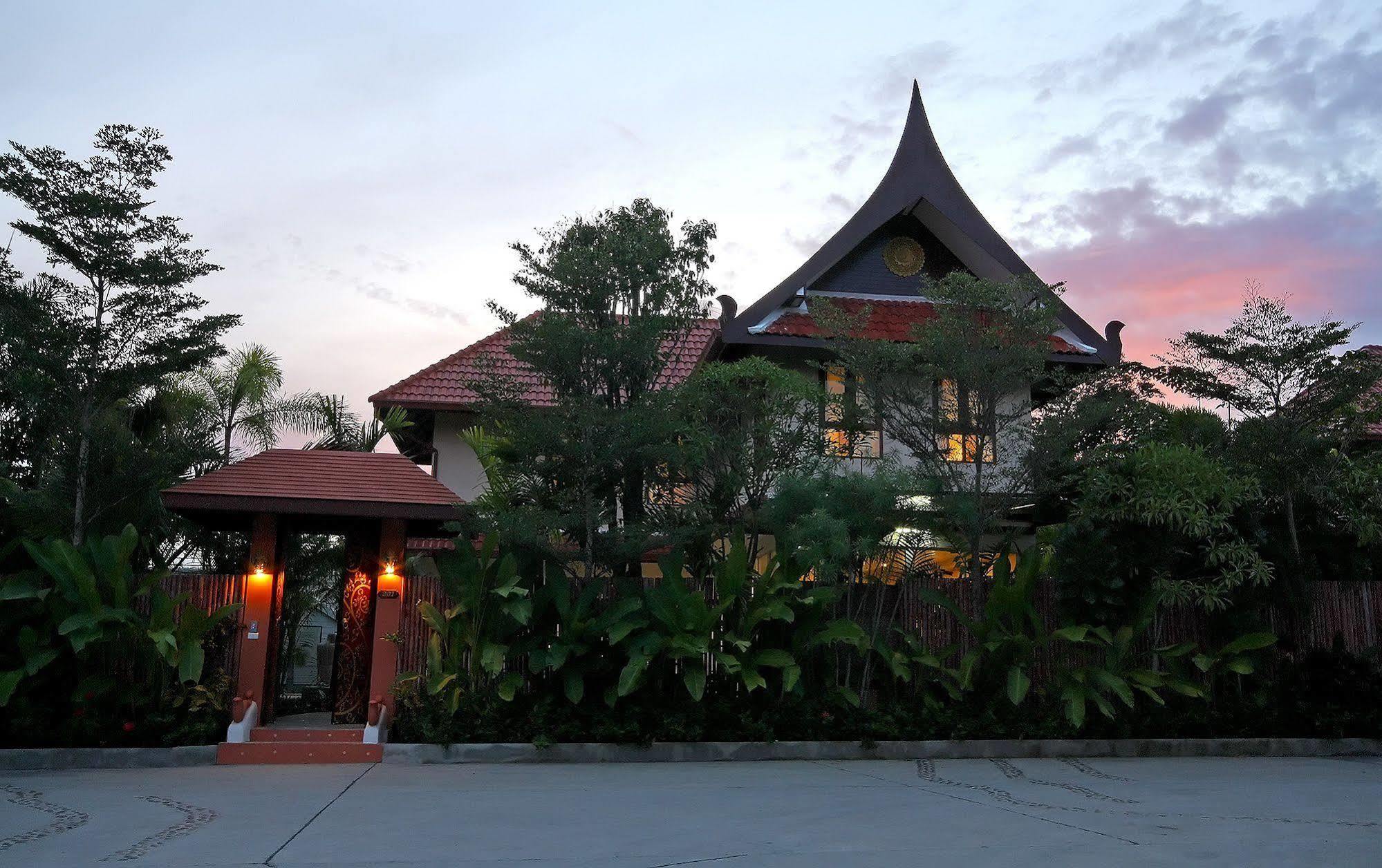 Thai Thani Pool Villa Resort 좀티엔 비치 외부 사진