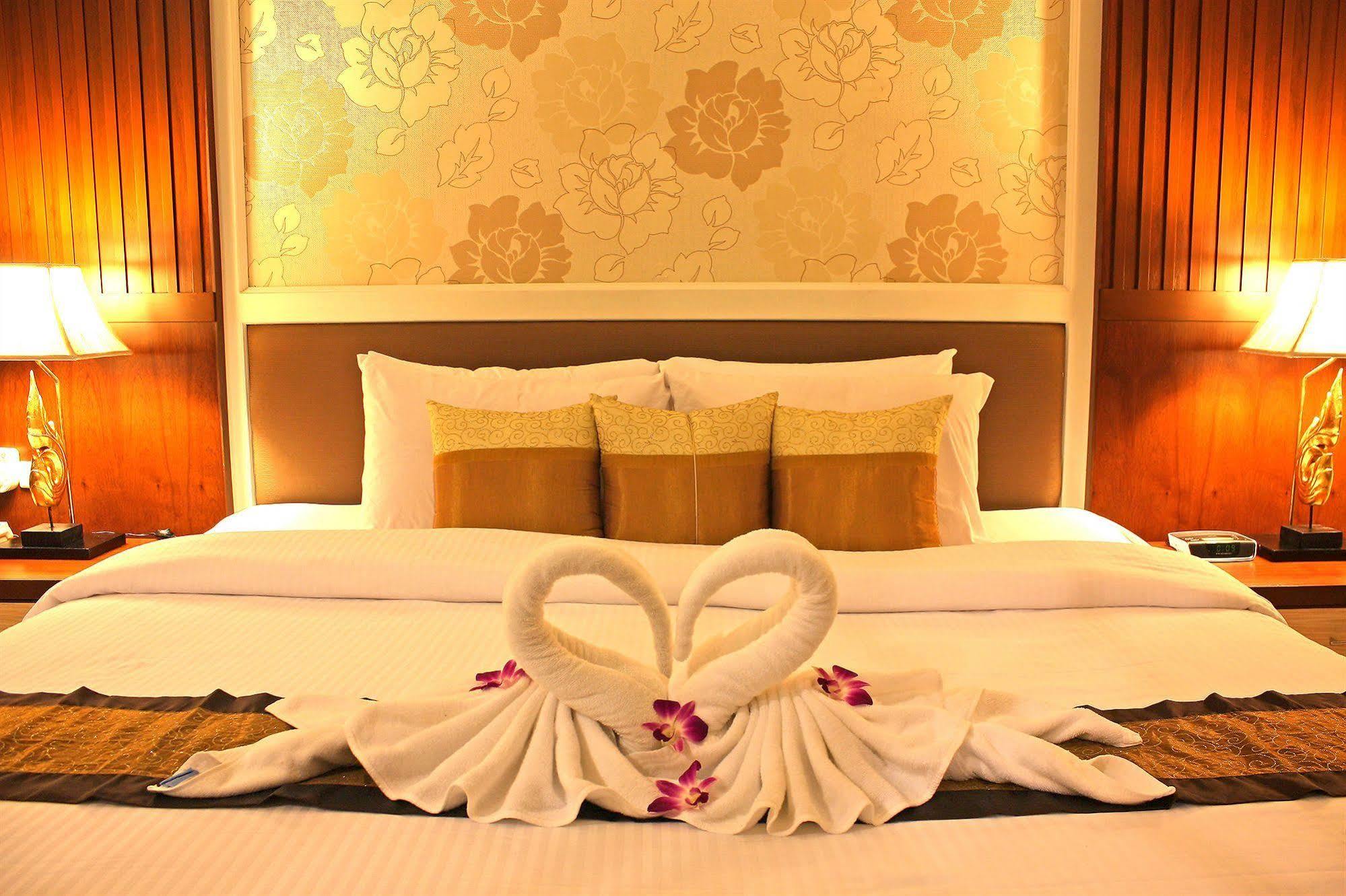 Thai Thani Pool Villa Resort 좀티엔 비치 외부 사진