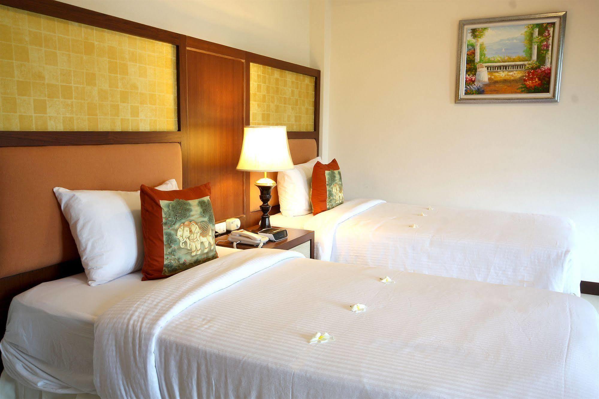Thai Thani Pool Villa Resort 좀티엔 비치 외부 사진